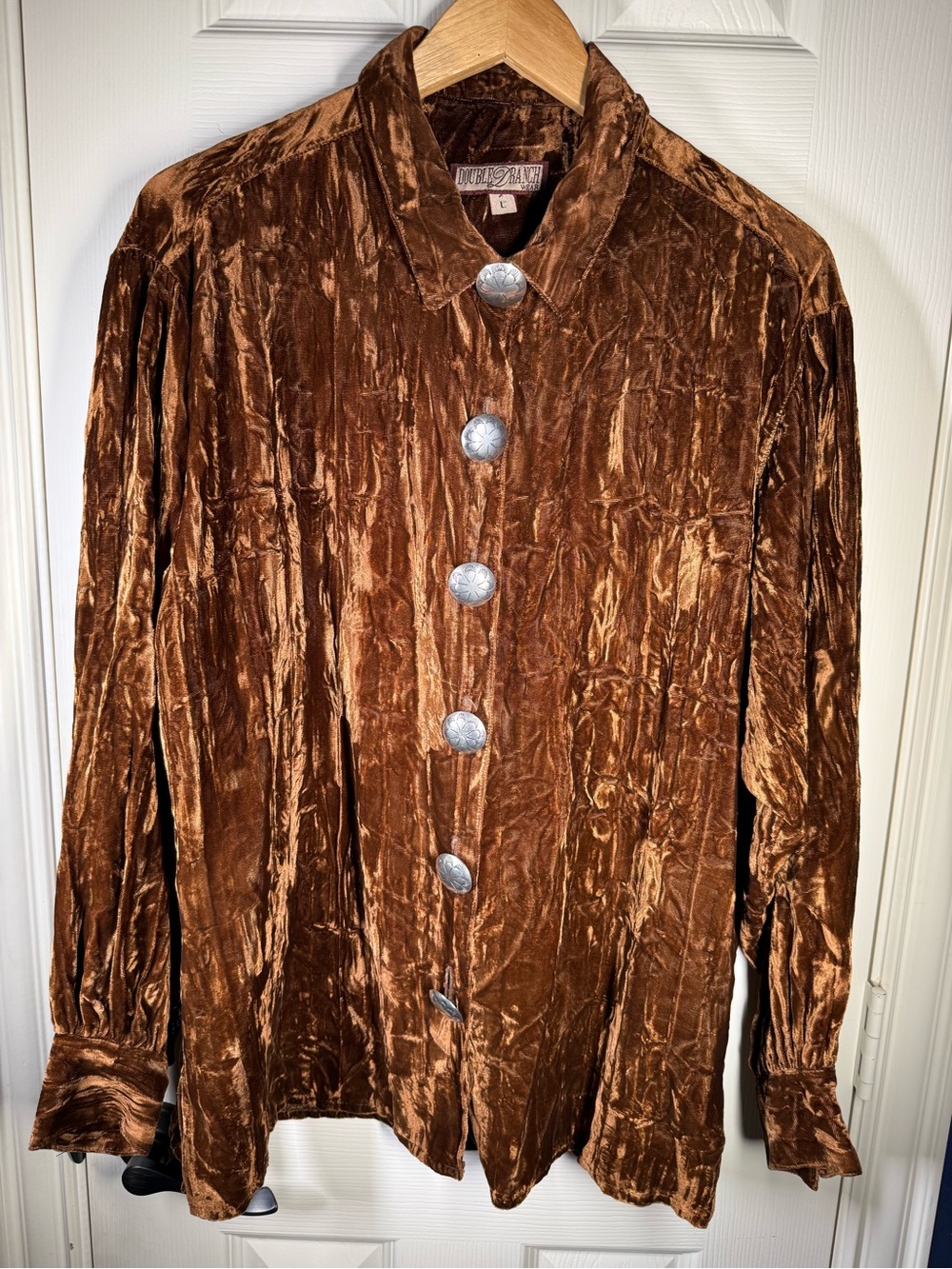Double D Ranch Vintage Brown Crushed Velvet Blouse with Concha Buttons Size L